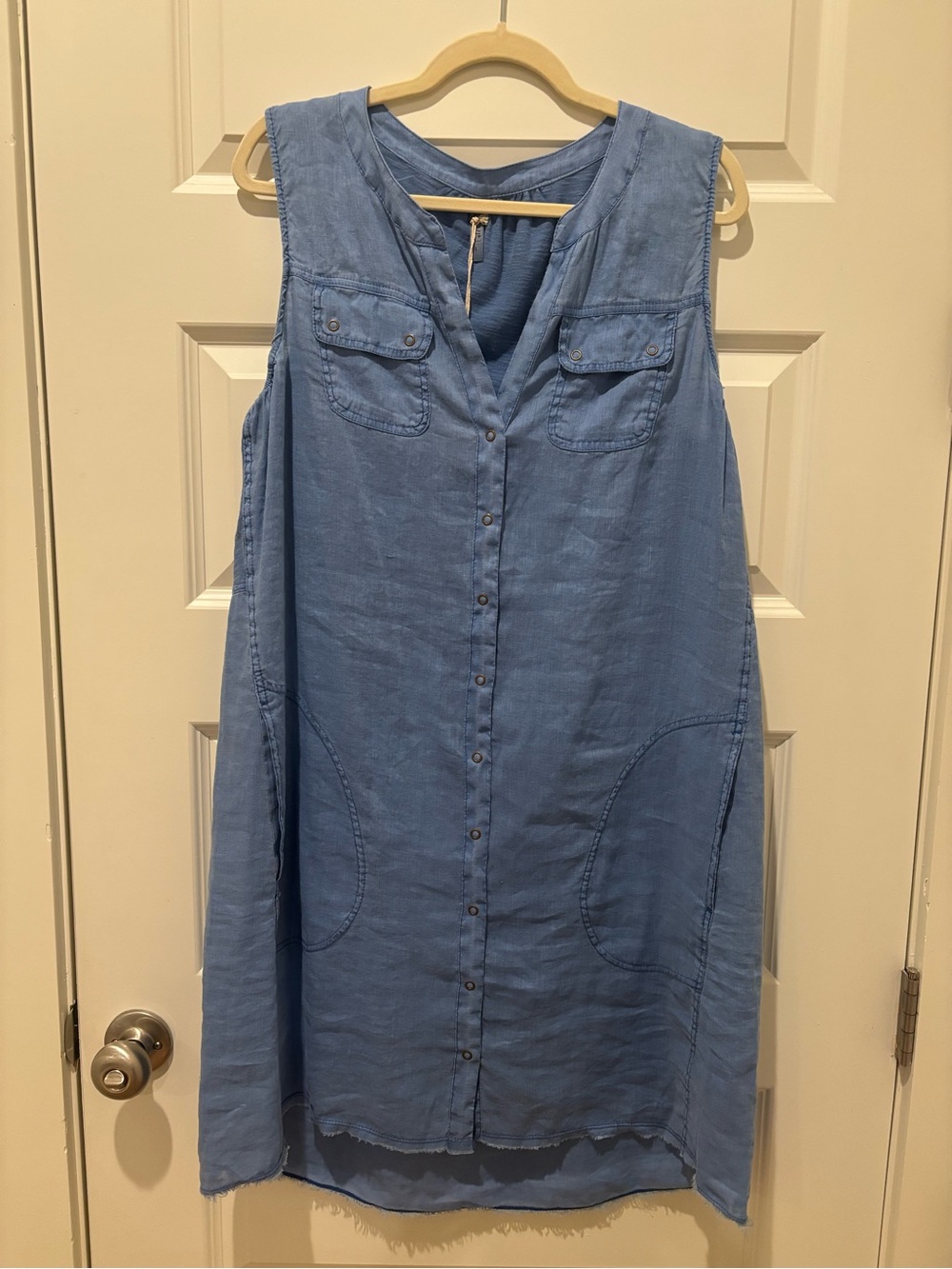XCVI Light Blue Sleeveless Button-Front Linen Dress